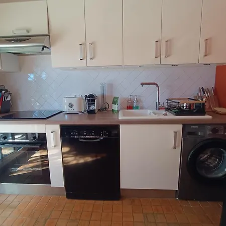 Spacious With Garden And Pool *